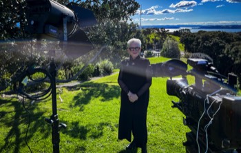  DISCOVERY Newshub: 2022 Live with former Prime Minister Dame Jenny Shipley on the Queens Death 